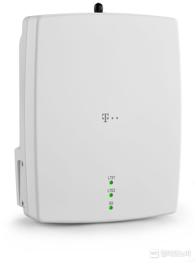 ‘실내 5G 중계기(Indoor Booster 5G)’ 제품 사진. 2021.11.21 (출처 = SK)