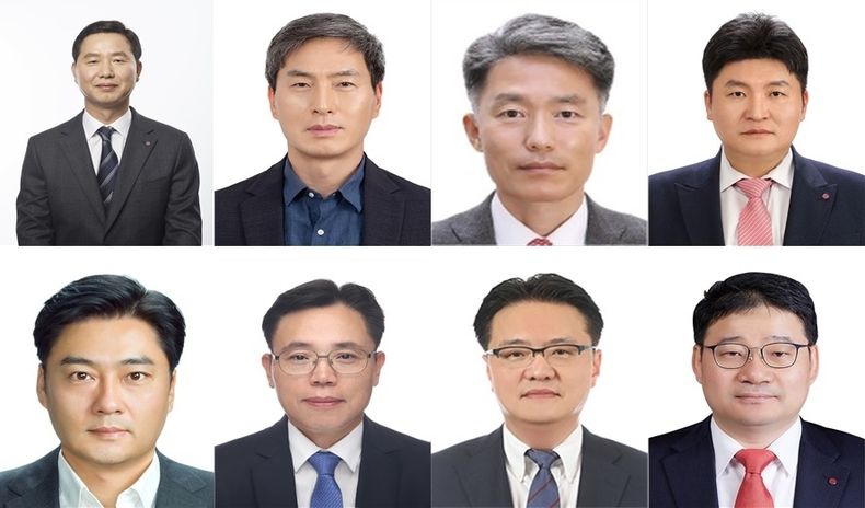 LG화학 차동석 사장, LG화학 이향목 부사장, LG화학 선우지홍 전무, LG화학 송병근 전무<br>
LG화학 이화영 전무, LG화학 김동춘 전무, LG화학 최영민 전무, LG화학 박희술 전무 2022.11.24 (출처:LG화학)