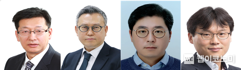(왼쪽부터)안경수 현대로템 전무, 이정엽 현대로템 전무, 안형기 현대자동차 전무, 유지한 현대자동차 전무 2022.12.20 (출처:현대차 · 기아 커뮤니케이션센터)