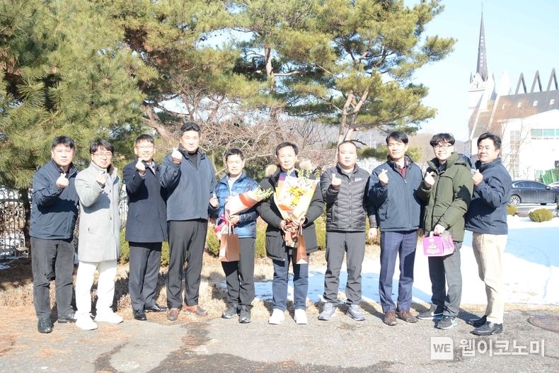 남양유업 정년퇴임자 기념사진(천안신공장) 2023.01.04 (출처:남양유업)