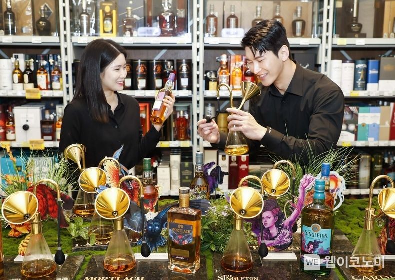 보틀벙커 제타플렉스점에서 스페셜 릴리즈 2022를 홍보하는 모습 2023.02.23 (출처:롯데마트)