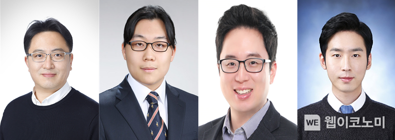 (좌측부터) POSTECH IT융합공학과 박성민 교수, 임영수 씨, KAIST 신소재공학과 스티브 박 교수, 오병국 씨 2023.03.02 (출처:POSTECH)
