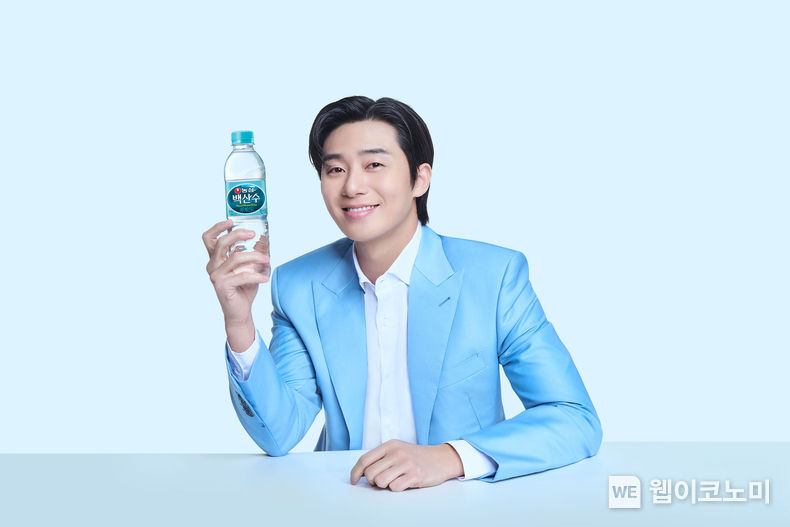 백산수 광고모델 박서준 2023.03.15 (출처:농심)