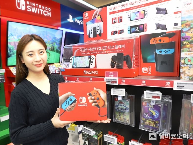 롯데하이마트가 어린이날을 맞아 게임기, 태블릿, 게이밍 PC 등 자녀들에게 선물하기 좋은 인기 가전 할인 행사를 진행한다. 캐시백, 롯데모바일상품권 등 최대 20만원 상당 혜택을 제공한다. 2023.05.02 (출처: 롯데하이마트)