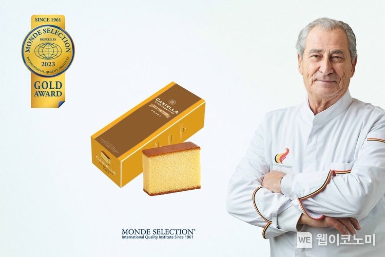 오른쪽_몽드셀렉션 심사위원_FLEUVY Jean-Pierre, Belgian. 2023.05.15 (출처: 파리바게뜨)