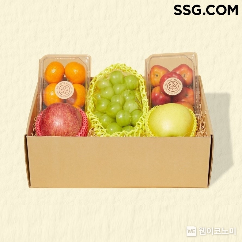SSG닷컴이 한정수량 예약 판매하는 명품과일 큐레이션 박스 / 2023.12.22 (출처: SSG닷컴)