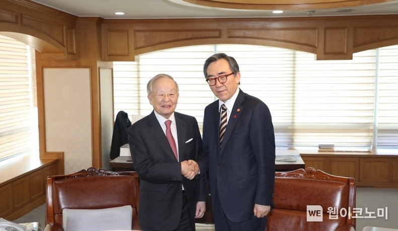 손경식 경총 회장, 조태열 외교부 장관 접견 / 2024.01.30 (출처: 한국경영자총협회)