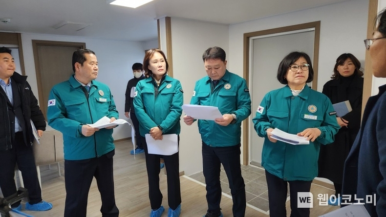 주거위기자를 위한 임시주거시설 현장 방문 사진