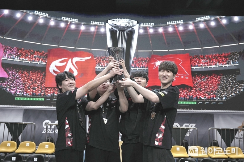  ‘FC 온라인’, ‘2024 eK 리그 챔피언십 시즌 1’ KT 롤스터 우승 / 2024.03.25 (출처: 넥슨)