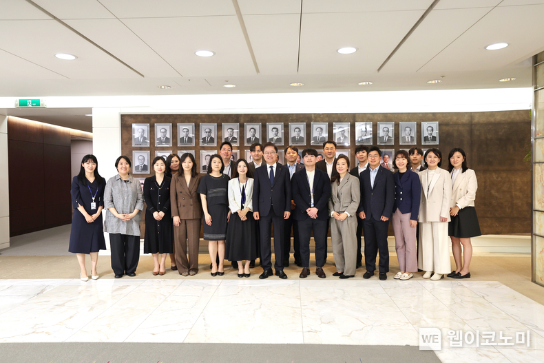 2024년 봄의 KDB Star 수상 직원들 / 2024.05.02 (출처: 산업은행)
