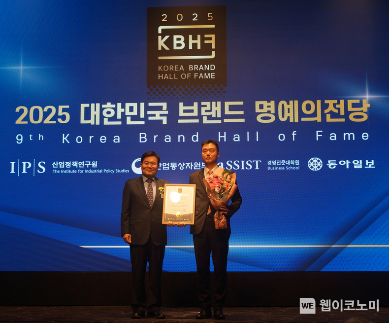 농협상호금융의 대표 모바일 플랫폼 NH콕뱅크가 2025 대한민국 브랜드 명예의 전당 모바일 뱅킹 부문에서 수상했다. / 2025.1.23 (출처: 농협)