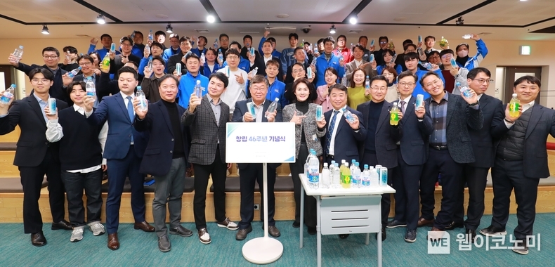 동아오츠카는 작년 한해동안 포카리스웨트와 라인바싸 무라벨 출시, 나랑드사이다와 오란씨 페트 경량화, THE 마신다 캔 물 제품 출시 등 환경보호 노력을 실천했다 / 2025.03.05 (출처: 동아오츠카)