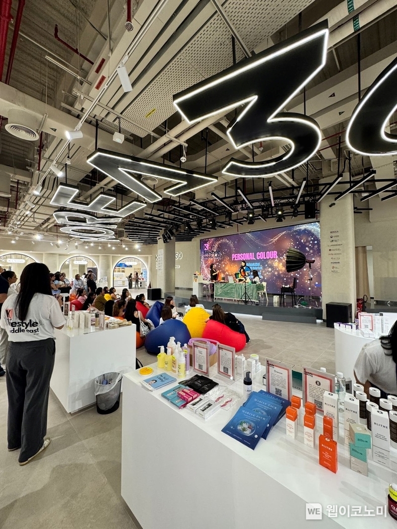 산업통상자원부와 KOTRA는 5월 23일(금)부터 24일(토)까지 아랍에미리트(UAE) 두바이의 한류 복합문화공간 ‘코리아 360(KOREA 360)’에서 ‘중동 K-라이프스타일 2025(K-Lifestyle in Middle East 2025)’를 개최했다. 행사장 현장의 모습. (출처: KOTRA) / 20025.05.26 