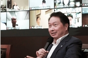 SK, 이사회 중심 지배구조 근본적 혁신 나서...최태원 회장 “지배구조 투명성을 시장에 증명해 장기적인 신뢰 이끌어내야”