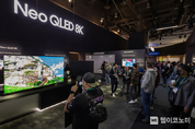 삼성 TV, CES 2022서 최고 제품상 휩쓸어