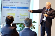 SK 이사회, CEO 평가권 이어 전문성 위한 시스템 갖춰