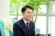 [WE웹이코노미 창간10주년 기획] 박동식 사천시장 1년, 16년 의정 노련한 실리정치