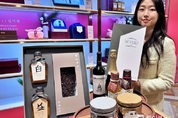 롯데백화점, 설 맞아 한정판 및 단독 컬래버 등 '이색 선물 세트'