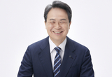 '가계대출 금리 한자릿수'..."신한 진옥동, 먼저 손 내밀어 상생의 꽃 피우다"