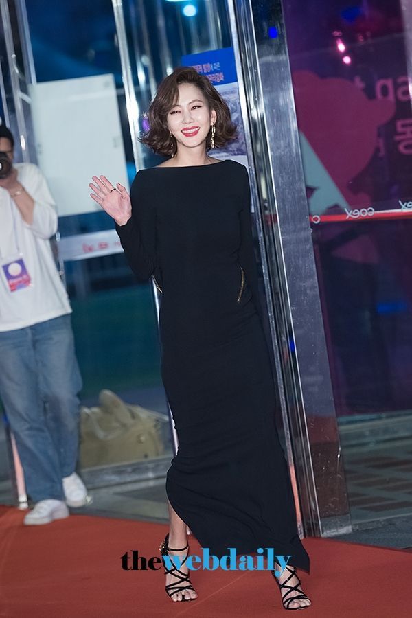 김남주, '2018 백상예술대상' 레드카펫 포토월 행사