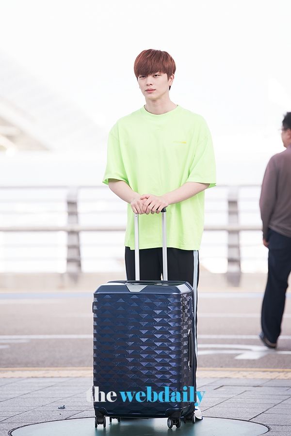 비투비 육성재, SBSTV 예능 '집사부일체' 출국 현장