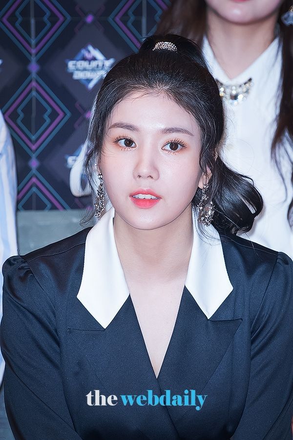 아이즈원 (IZ*ONE) 권은비, Mnet '엠카운트다운' 사전 리허설 현장