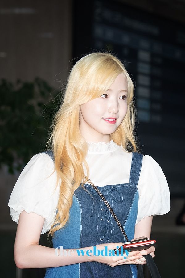 아이즈원(IZONE) 혼다히토미, 김포국제공항 입국 현장