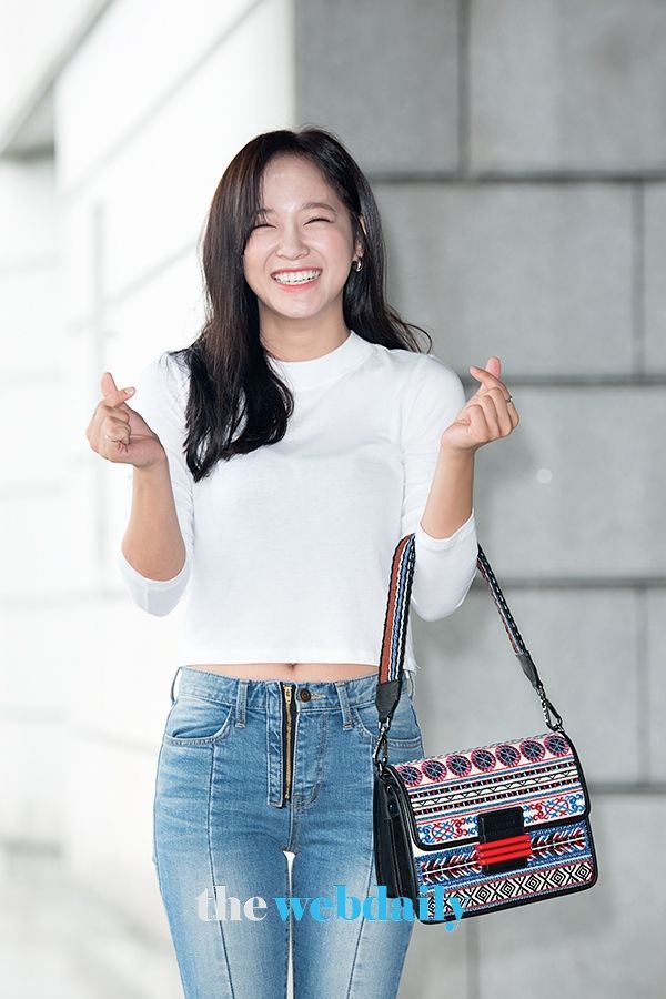구구단 김세정, KBS2 '대국민 토크쇼 안녕하세요' 출근길 현장