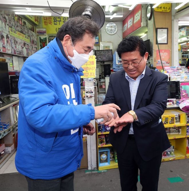 이낙연 더불어민주당 코로나19국난극복위원장