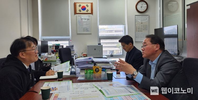미래산업 중심 국비 전면전… 전북자치도, 2026년 예산전쟁 개시