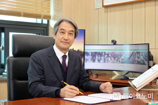 이근배 전남대 총장